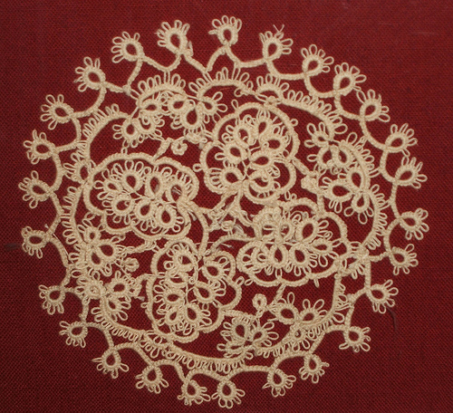 3414802210_37c9534741 Tatting
